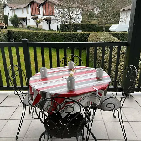 Lägenhet T2 Bis Lumineux Avec Terrasse, - Fr-1-495-56 *